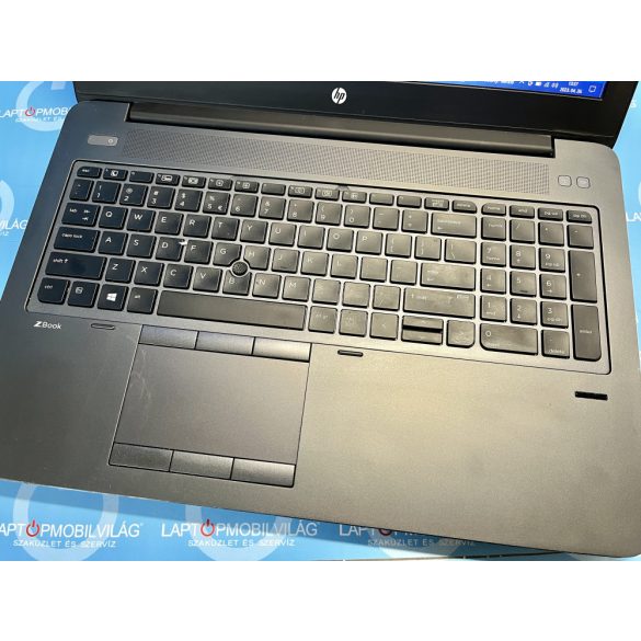  HP ZBook 15 G4 i7(7th)/240SSD/8GB/15,6" FHD/Nvidia M620/Win 10